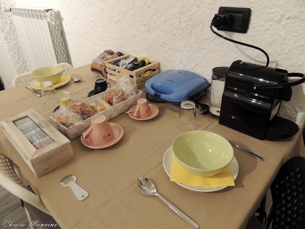 מלון ורצ'לי La Casa Del Colonnello מראה חיצוני תמונה